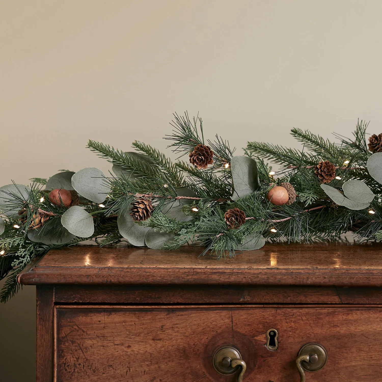 1.5m Pre Lit Acorn Christmas Garland