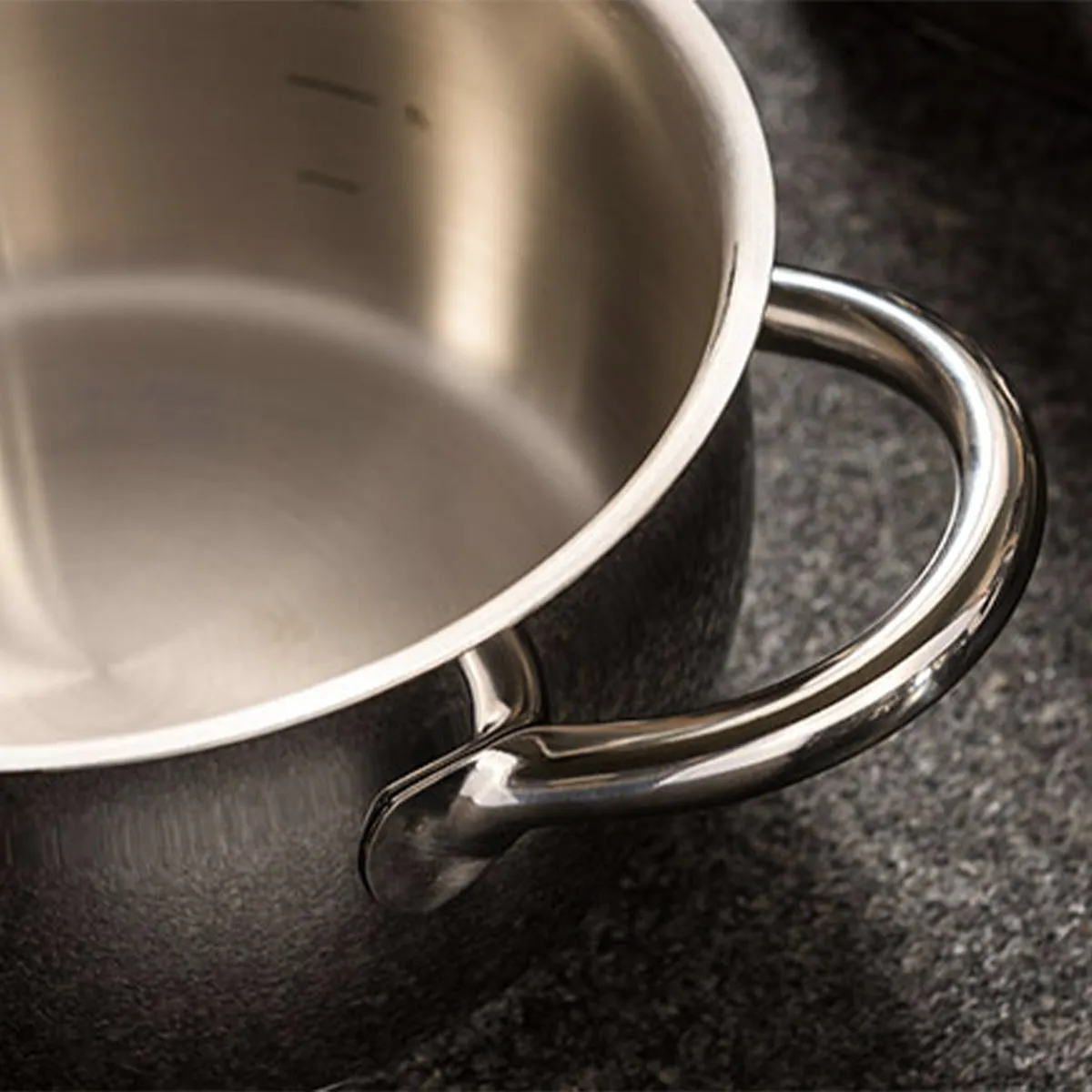 1950's SAUCEPAN