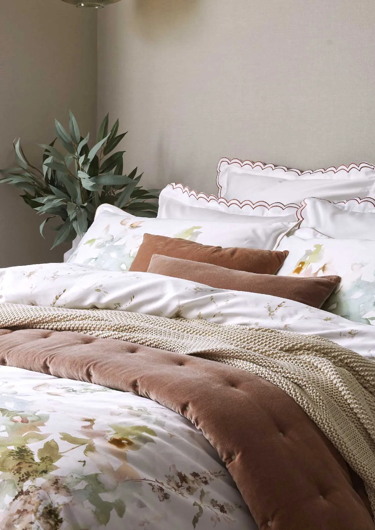 Christy Botanical Sage Comforter Set