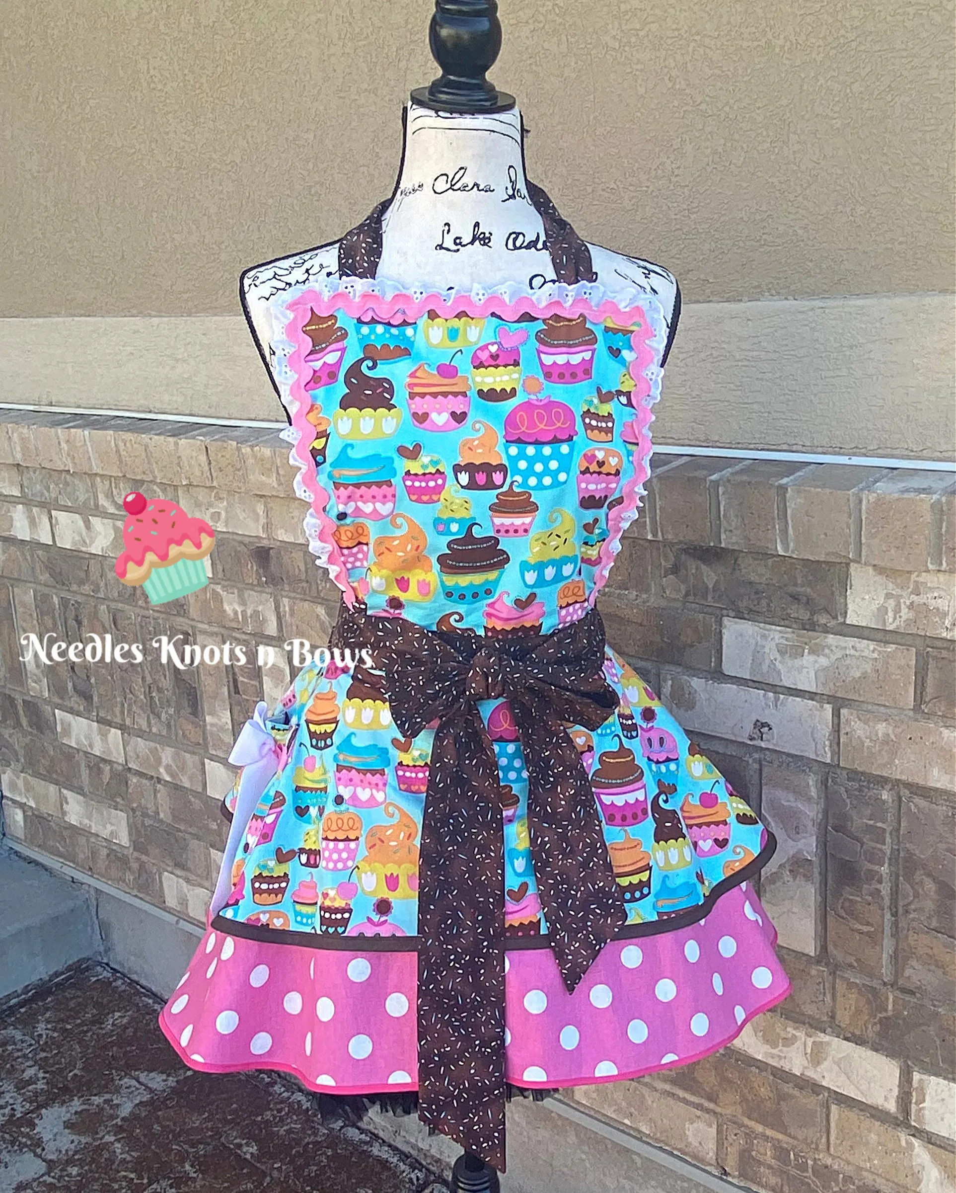 Cupcake Sweetheart Pin Up Apron for Women