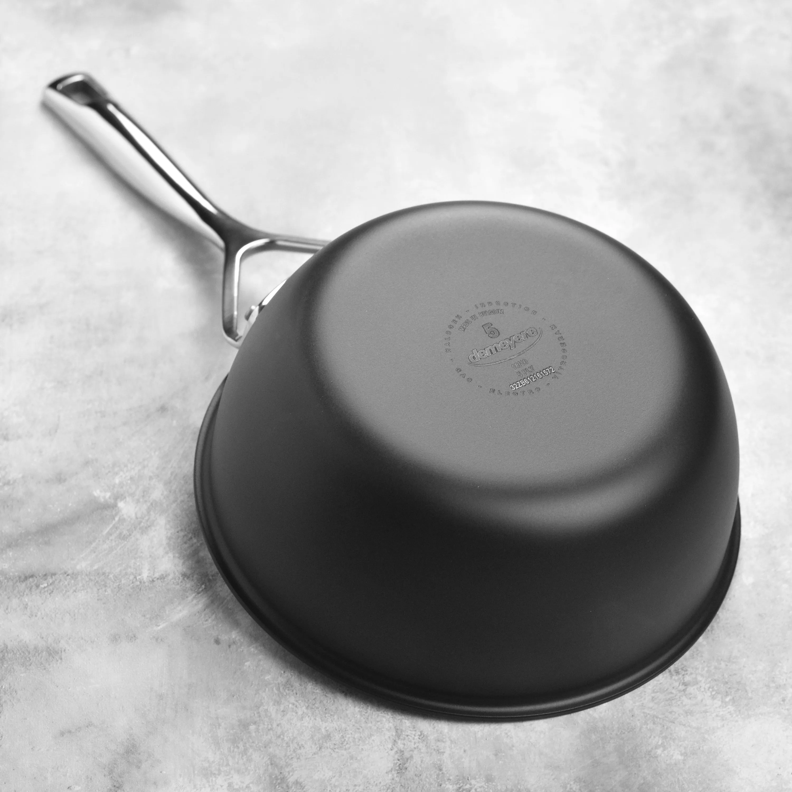 Demeyere Black 2-quart Saucepan with Lid