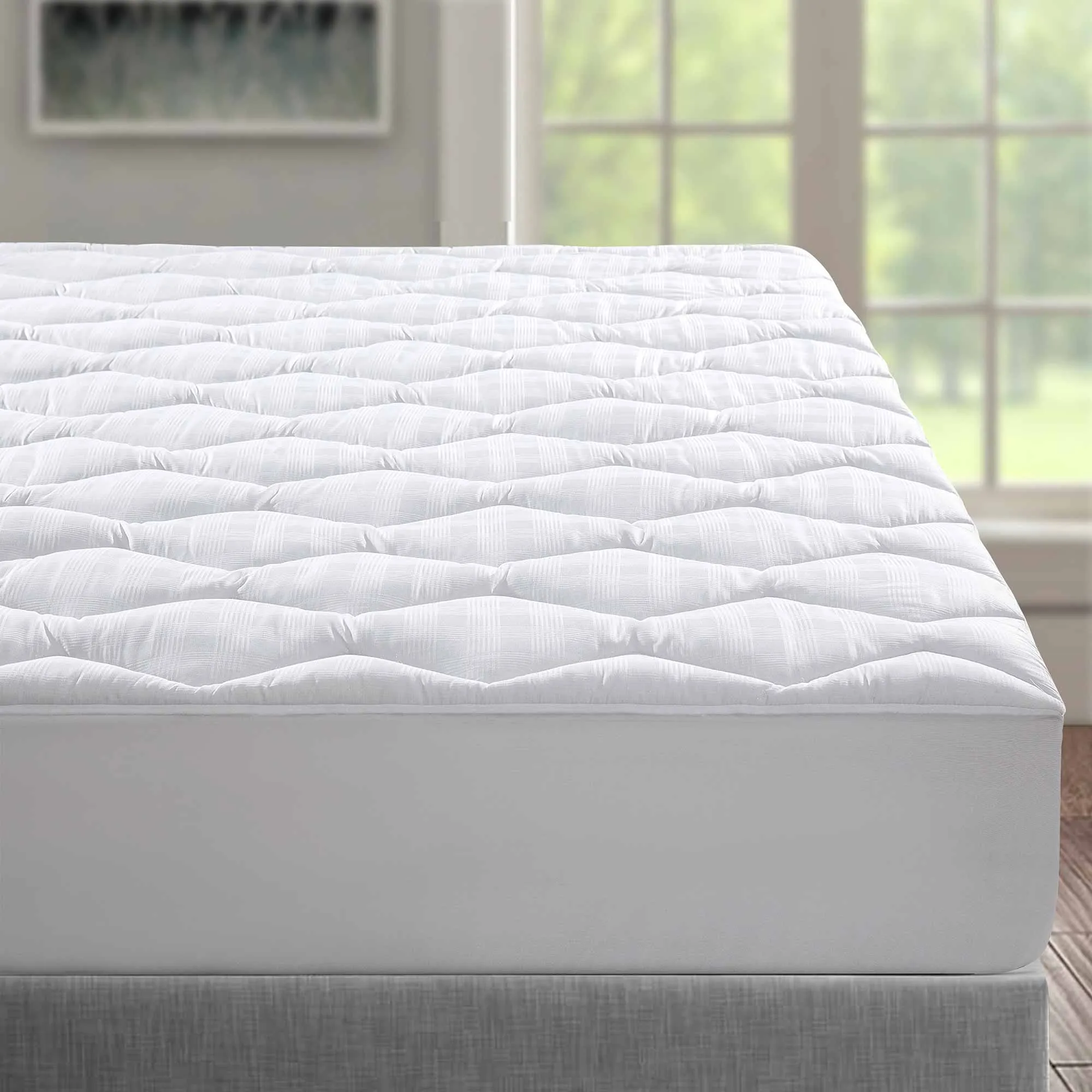 Down Alternative Mattress Pad with 100% Polyester Cover 500 Thread Count