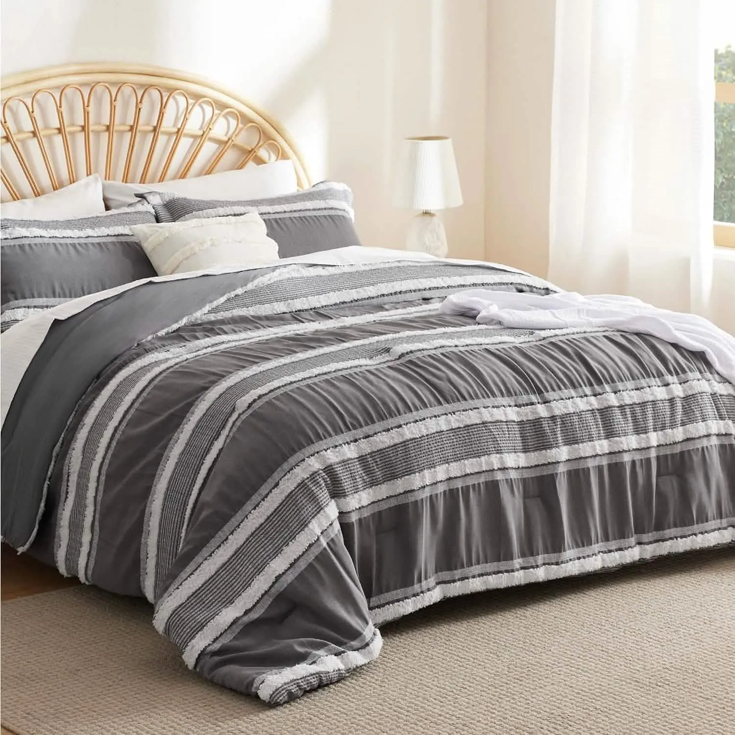 Exotic Foliage Dark Grey Comforter Set