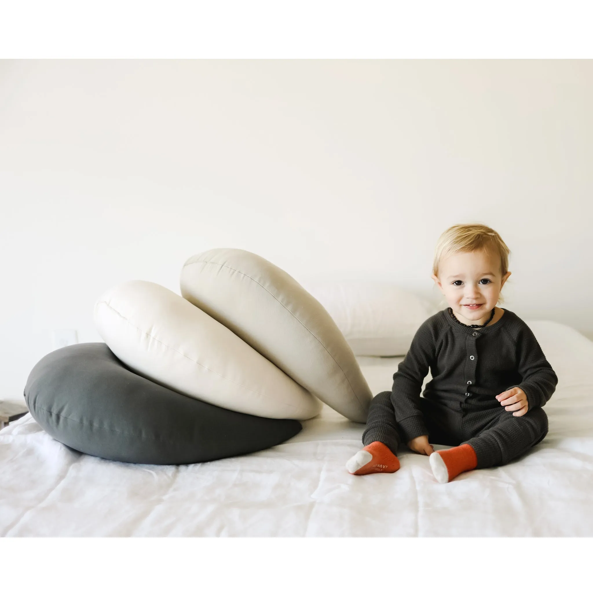 Feeding & Support Pillow · natural