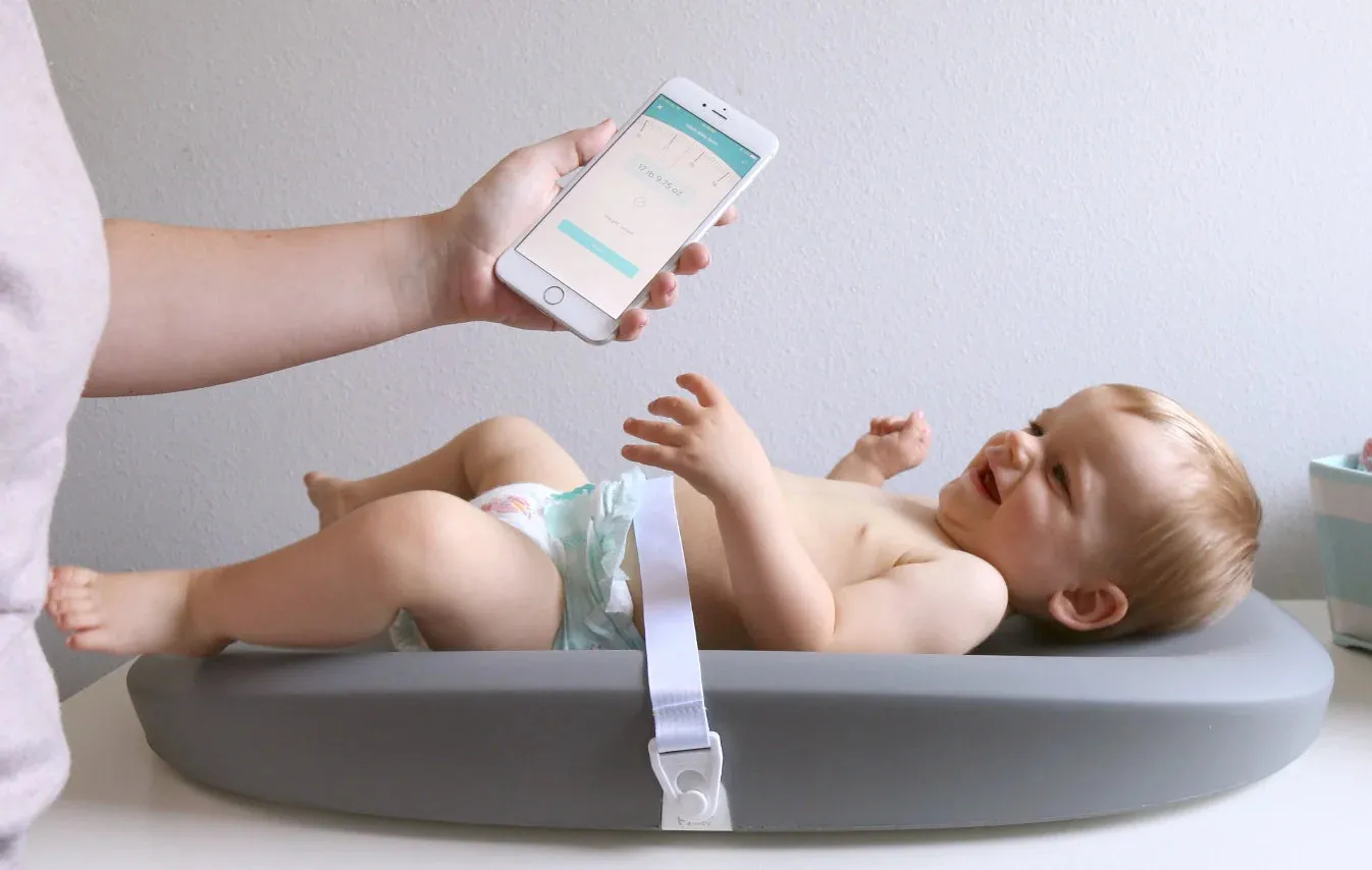 Hatch Baby Grow Changing Pad w/Smart Scale