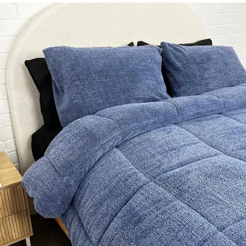 Morgan and Reid Blue Spec Snuggle Fleece Comforter Set