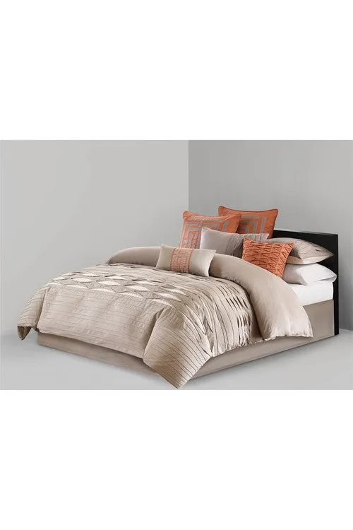 Nara Comforter Set