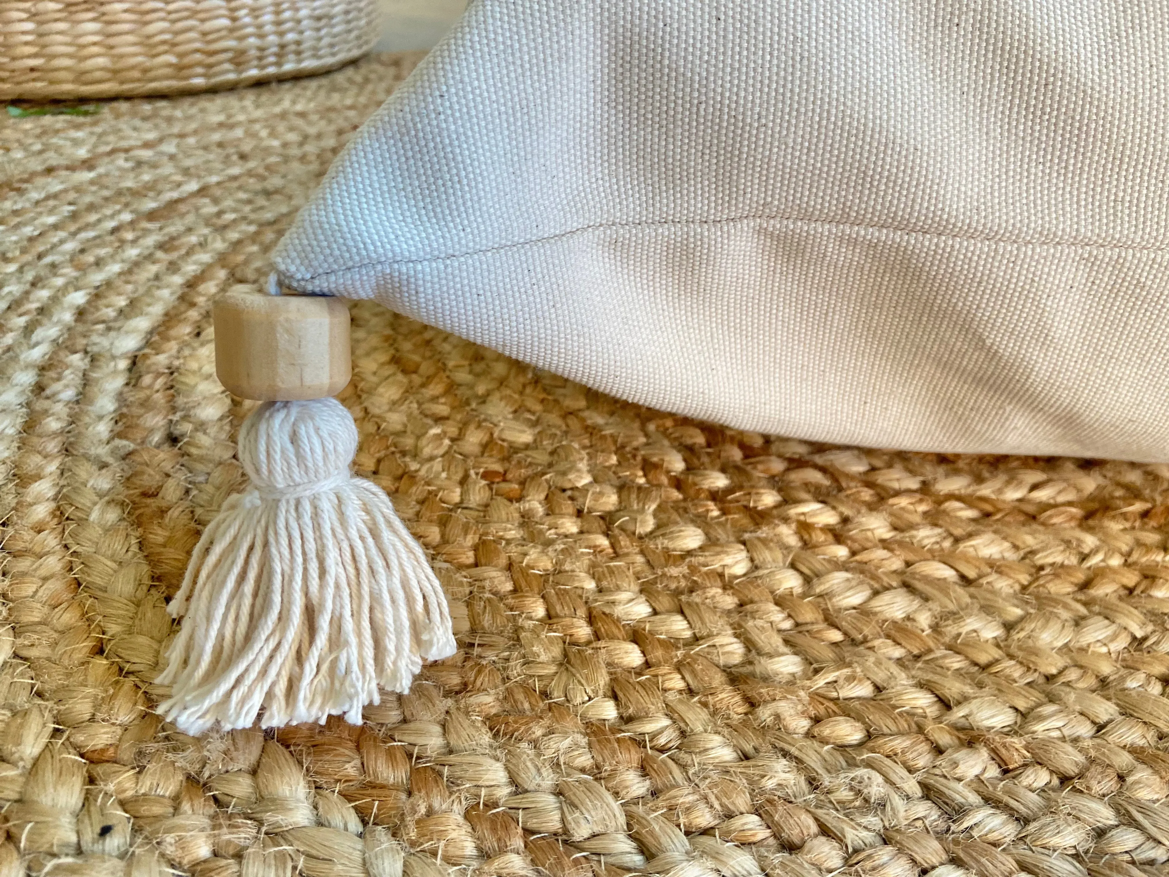 Natural White Tassel Pillow Cover | LOLA