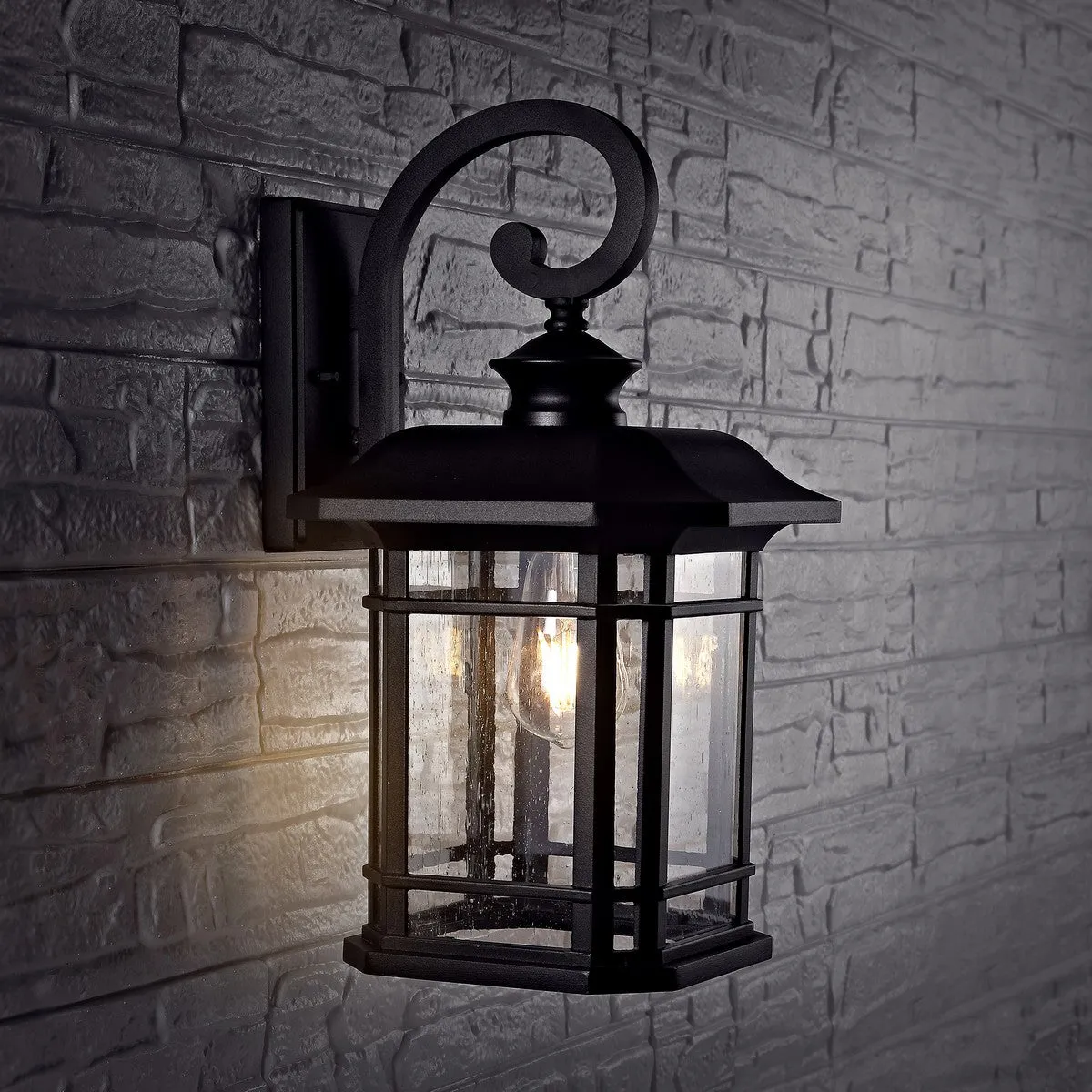 Safavieh Cendra Outdoor Wall Lantern, PLT4011