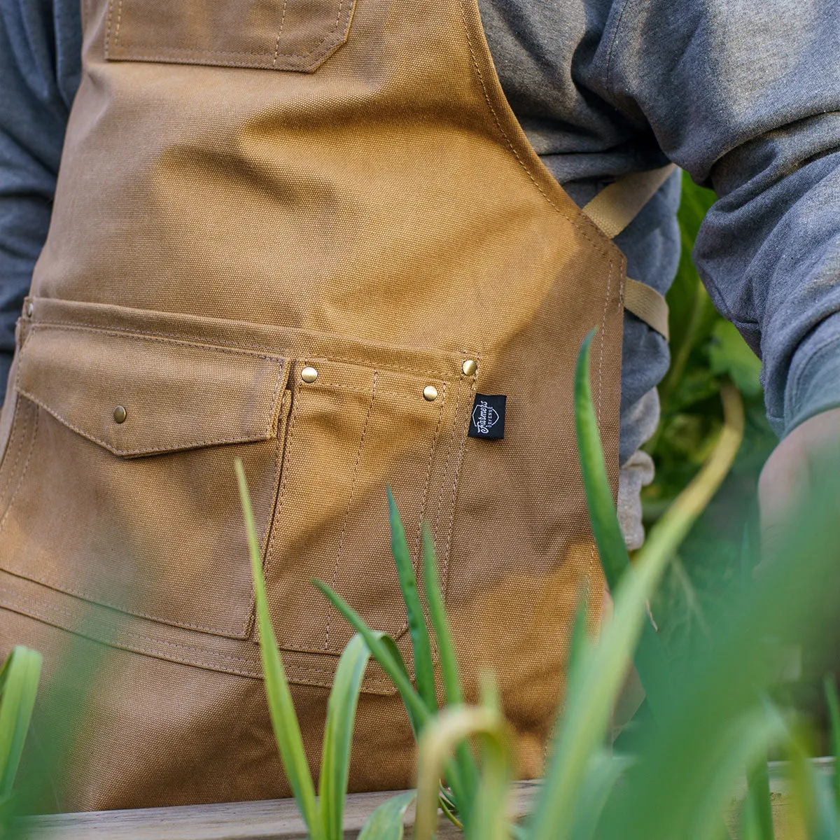 The Canvas Workhorse Apron - Sawdust FINAL SALE